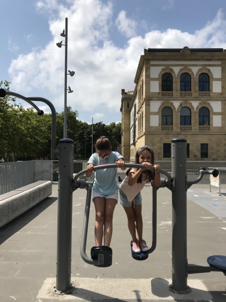 F75AF233-C157-4549-BD8A-BE3E3132A37A