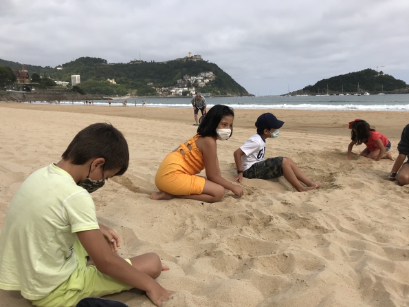 781BE953-C570-4118-AFF9-48541F2B66FA