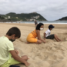 781BE953-C570-4118-AFF9-48541F2B66FA